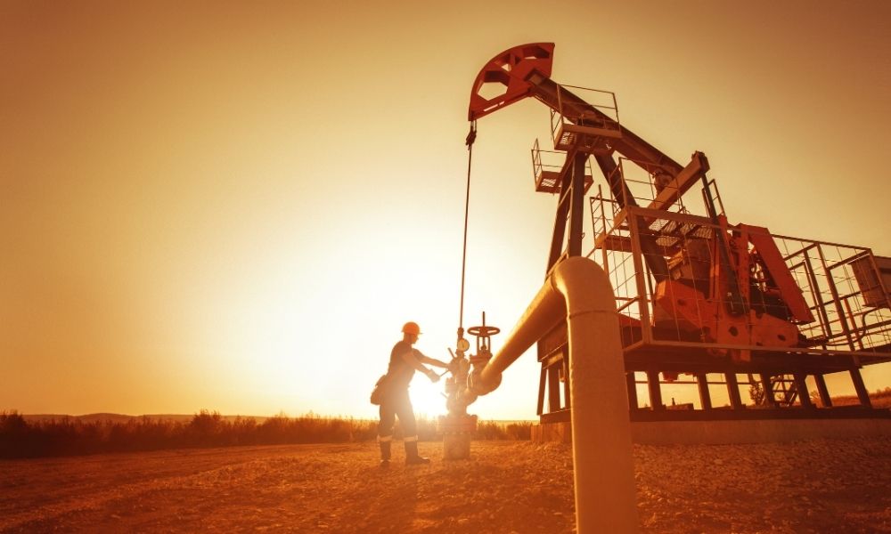 How an Oil Rig Top Drive Works