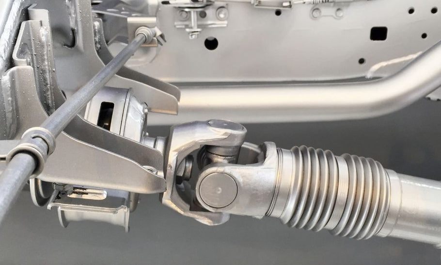 Signs a Heavy-Duty Truck Needs a Driveshaft